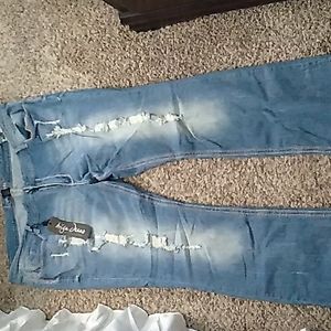 Plus size Ariya curvy bootcut jeans size 24. NWT